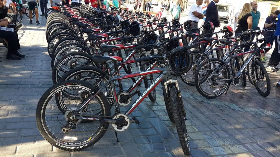 Istanbul 3-Hour Old City Tour by Bicycle - Riding conditions, traffic, and hills