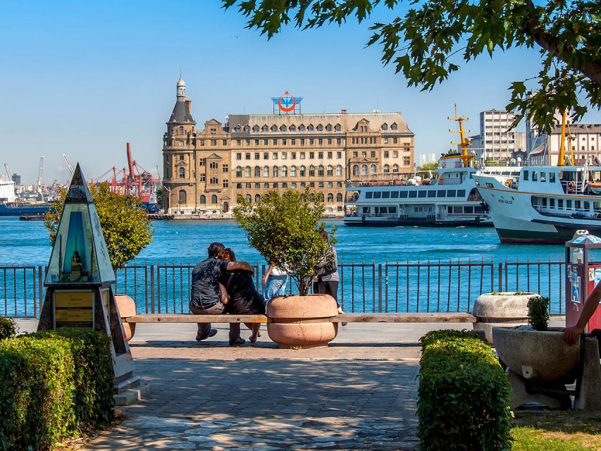 Istanbul: Asian Side Uskudar & Kadiköy Tour with Lunch - Why Istanbul’s Asian side deserves a full day