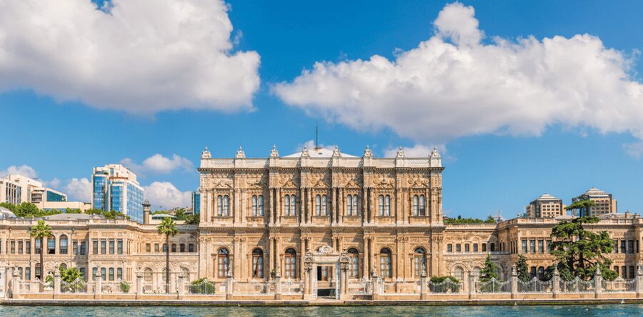 Istanbul: Basilica Cistern & Dolmabahce Palace Combo Ticket - The Basilica Cistern: Istanbul Beneath the Streets