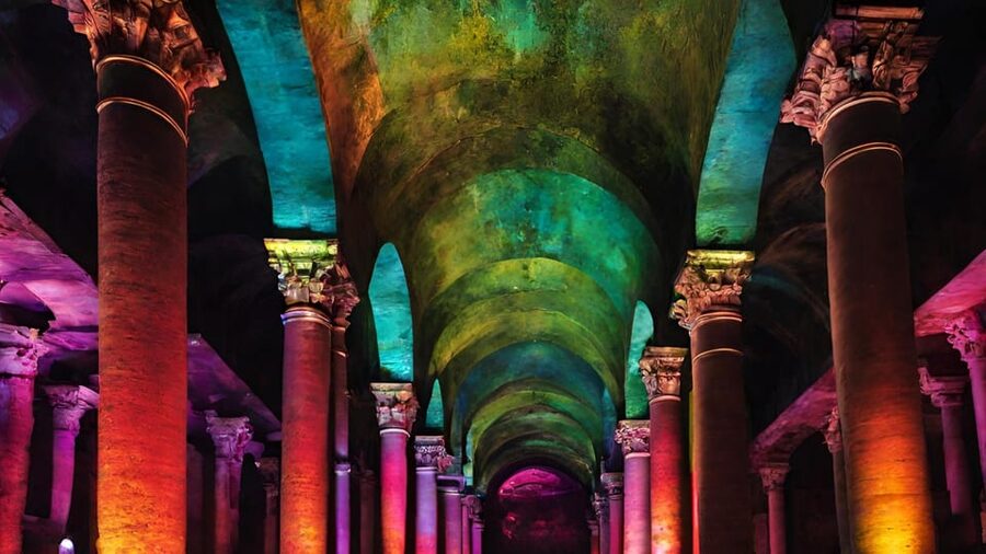 Istanbul: Basilica Cistern Tour, Discovering Medusa - What happens inside the Basilica Cistern
