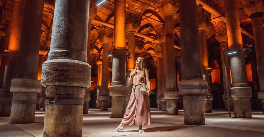Istanbul: Basilica Cistern Walking Tour with Entry Ticket - Why the columns are the main event