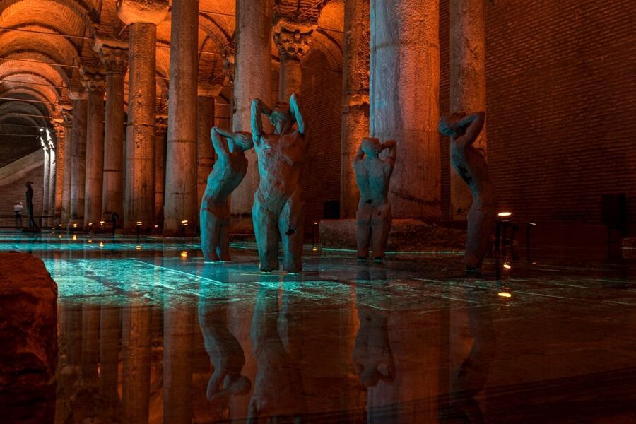 Istanbul: Basilica Cistern Walking Tour with Entry Ticket - The guides make the short tour worthwhile