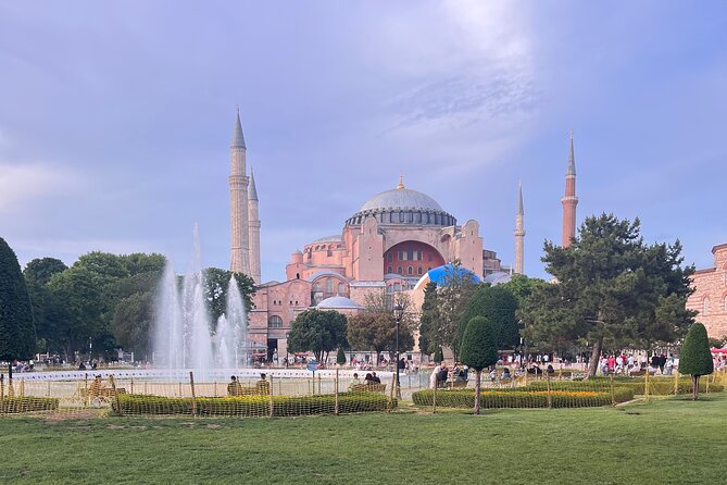 ISTANBUL BEST: Iconic Landmarks Full Day PRIVATE Guided City Tour - Hagia Sophia, where two empires meet