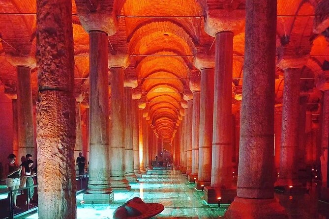 ISTANBUL BEST: Iconic Landmarks Full Day PRIVATE Guided City Tour - The Blue Mosque and Sultanahmet Square