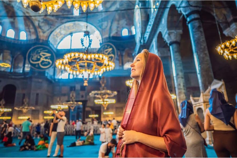 Istanbul: Blue Mosque and Hagia Sophia Tour w/Entry Tickets - The Blue Mosque: Tiles, Domes, and Prayer Times