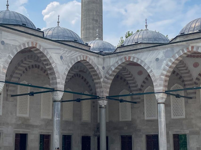 Istanbul: Blue Mosque Guided Tour - Free time inside the mosque after the tour
