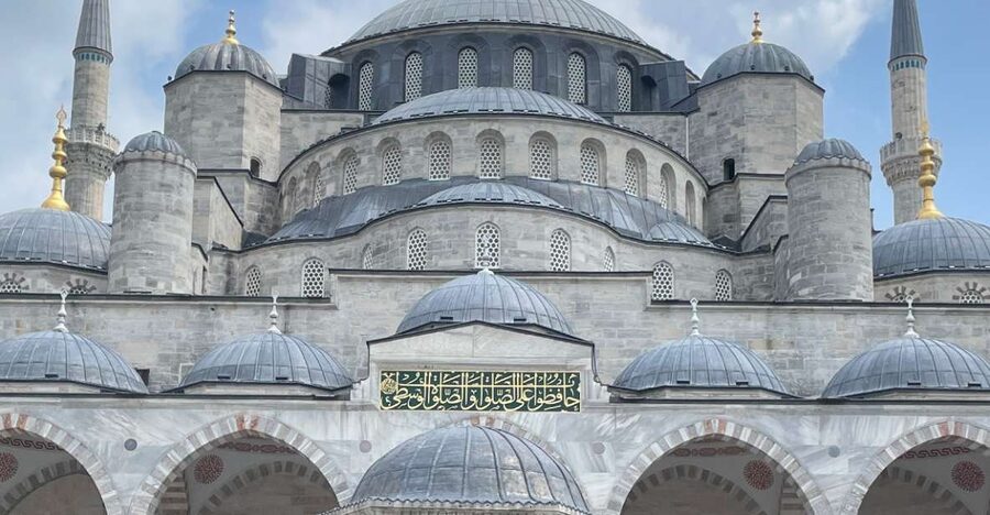 Istanbul: Blue Mosque Guided Tour - Is $19 good value for one hour?