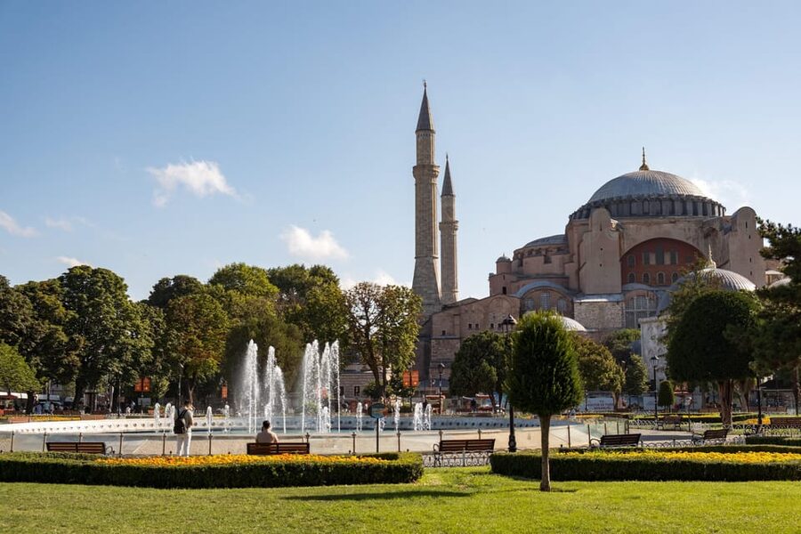 Istanbul: Blue Mosque & Hagia Sophia Guided Tour w/ Tickets - The guides make the difference