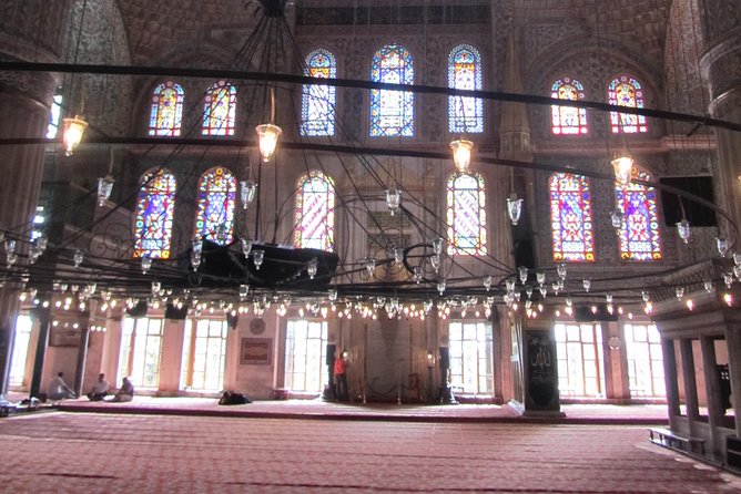 Istanbul: Blue Mosque & Hagia Sophia Small-Group Tour with ticket - Hagia Sophia reveals Istanbul’s changing identity