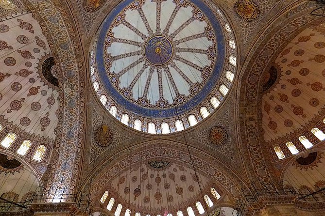 Istanbul: Blue Mosque & Hagia Sophia Small-Group Tour with ticket - What the $47.16 price really buys you