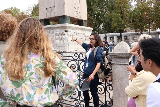 Istanbul: Blue Mosque, Hagia Sophia & Sultanahmet Tour - The short walk is part of the lesson