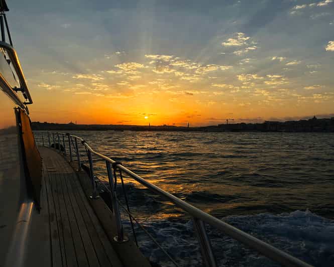 Istanbul: Bosphorus and Golden Horn Sunset Yacht Cruise - Key points before you book