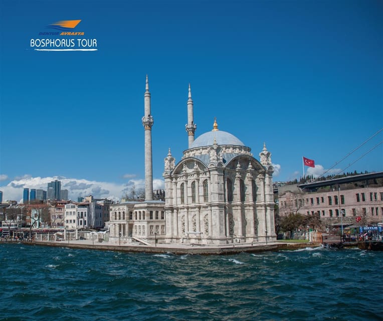 Istanbul: Bosphorus Cruise from Europe or Asia & Audio Guide - Choosing between Kabatas and Uskudar