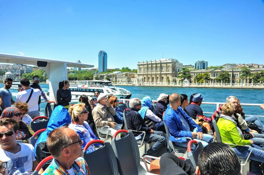 Istanbul: Bosphorus Cruise w/Audio Guide and Sunset Option - Why Istanbul’s waterfront deserves two hours