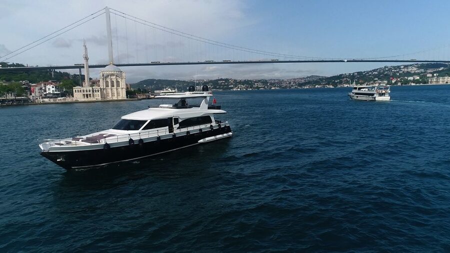 Istanbul: Bosphorus Cruise with Stopover on the Asian Side - Arnavutköy, Bebek, and the upper Bosphorus