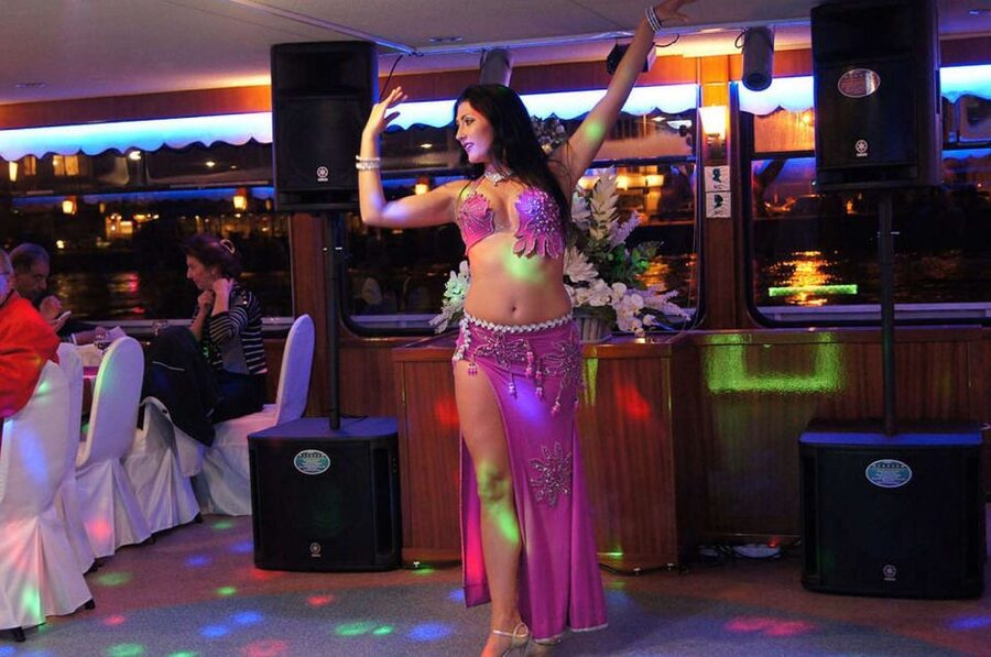 Istanbul Bosphorus Dinner Cruise &Entertainment hotel pickup - Is $53 a fair price?