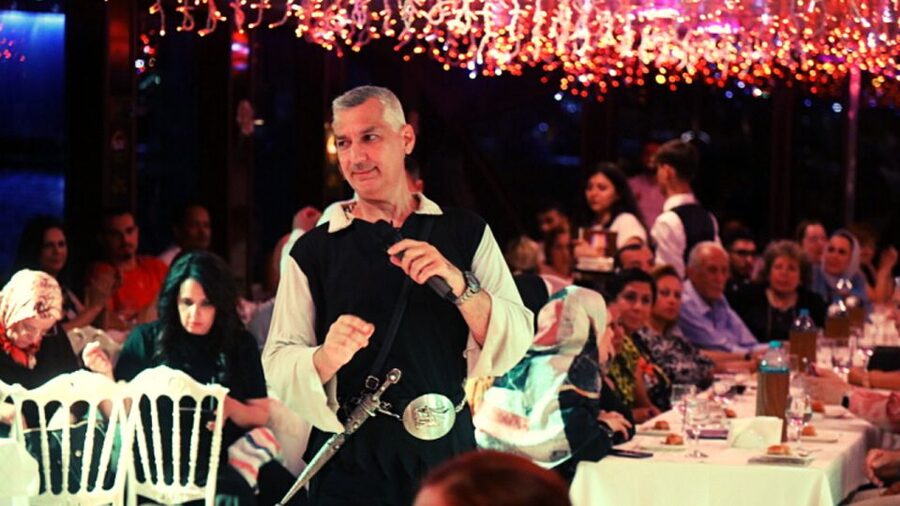 Istanbul: Bosphorus Dinner Cruise with Drinks & Turkish Show - Music, comfort, and the party atmosphere