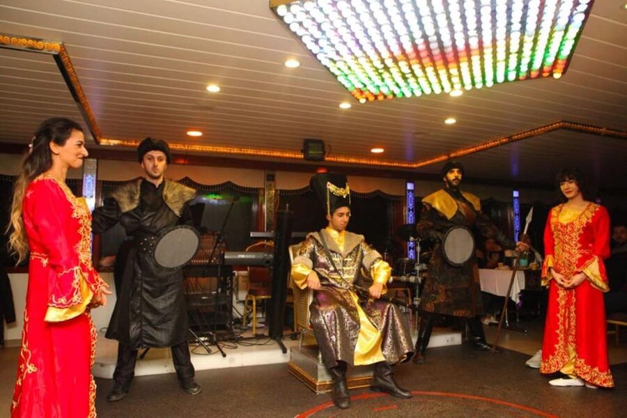Istanbul: Bosphorus Dinner Cruise with Entertainment - The entertainment keeps changing