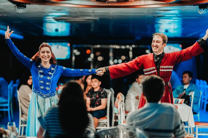 Istanbul: Bosphorus Dinner Cruise with Turkish Night Show - The Turkish Night show and live music