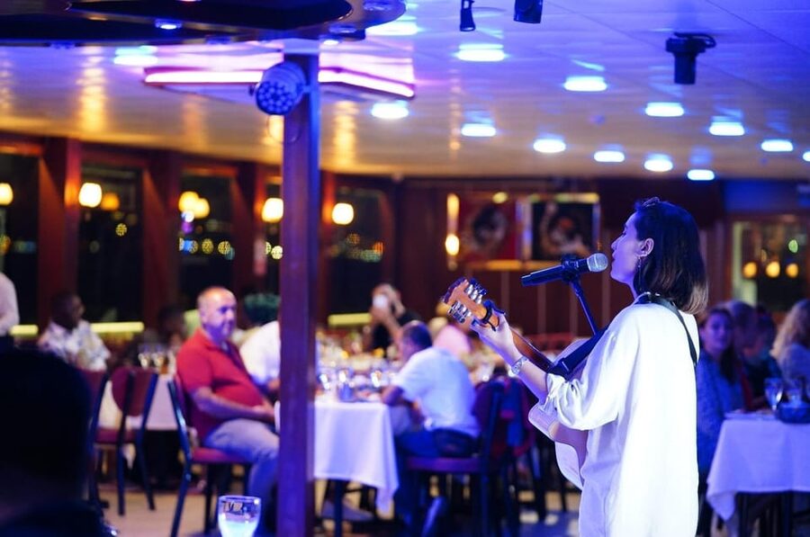 Istanbul: Bosphorus Dinner Cruise with Turkish Show - Who will enjoy this cruise most