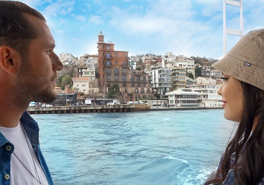 Istanbul: Bosphorus & Golden Horn Cruise Daytime or Sunset - Maiden’s Tower and the city skyline