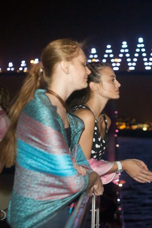 Istanbul: Bosphorus Night Dinner Cruise with Private Table - Drinks and the onboard program
