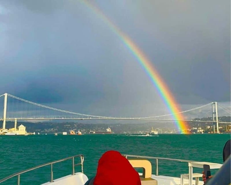 Istanbul: Bosphorus Sunset or Night Yacht Cruise & Transfers - Who will enjoy this cruise most?