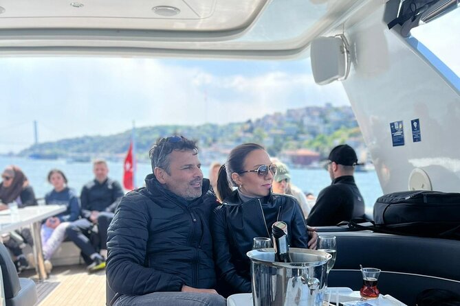 Istanbul Bosphorus Yacht Experience – Asian Side Visit in Kanlica - Bridges, Bebek, and Rumelihisarı