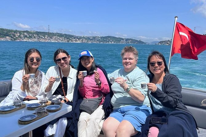 Istanbul Bosphorus Yacht Experience – Asian Side Visit in Kanlica - Food, drinks, seating, and the boat itself