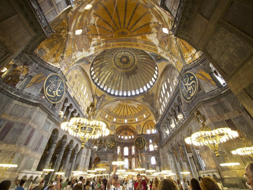 Istanbul: City Highlights Tour w/Hagia Sophia & Blue Mosque - Ninety minutes inside the Grand Bazaar