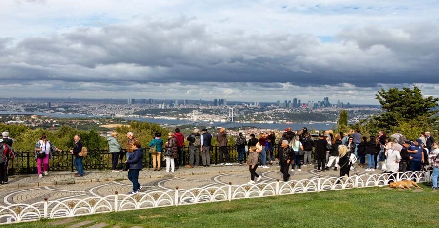 Istanbul: City Hightlights Bus Tour and Bosphorus Cruise - Key points at a glance