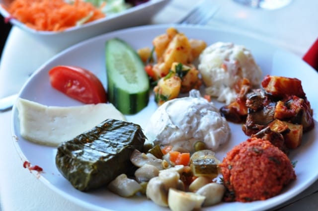 Istanbul City Sightseeing Tour & Turkish Dinner & Show - The Hippodrome’s dramatic past