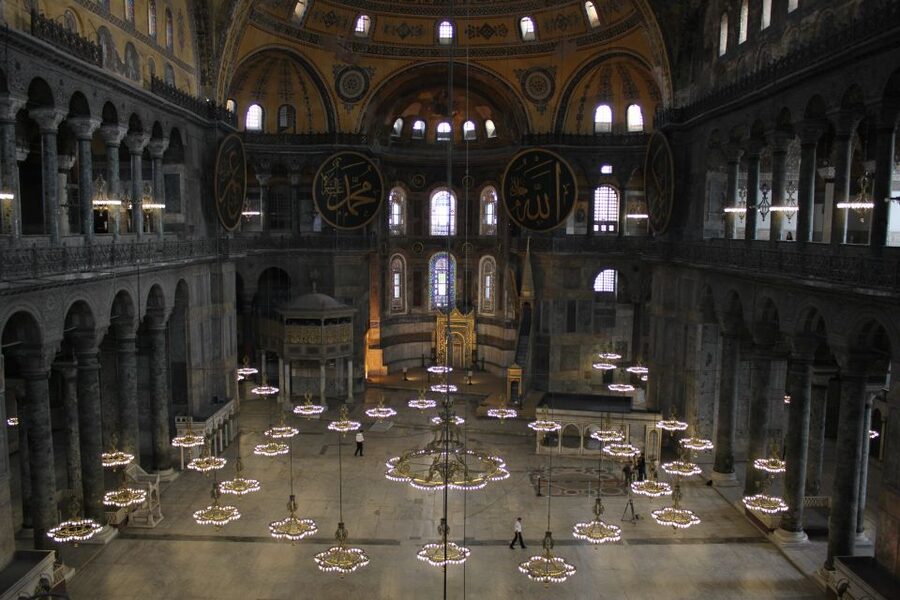 Istanbul Classics Half-Day Morning Tour - What the guide adds to the morning