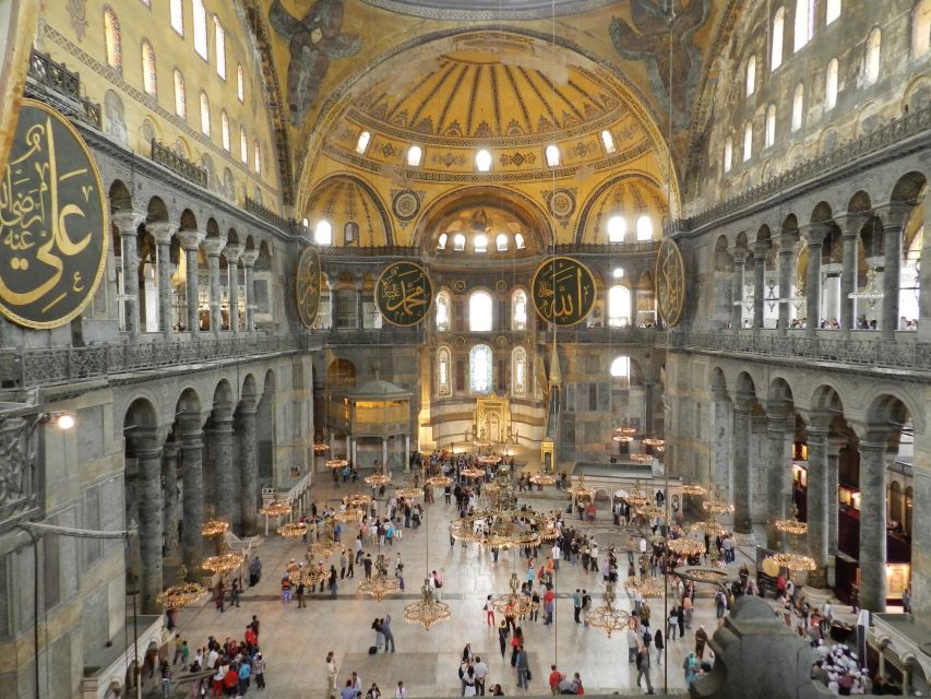 Istanbul Classics Half-Day Morning Tour - Hagia Sophia and the first layers of the city