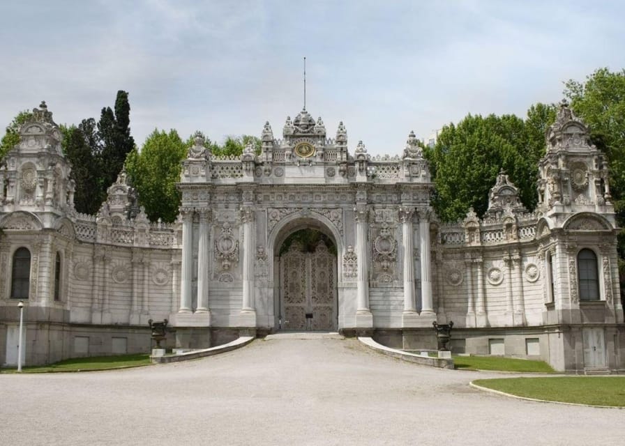 Istanbul Combo: Dolmabahce Palace & Galata Tower - What makes the Harem worth your time