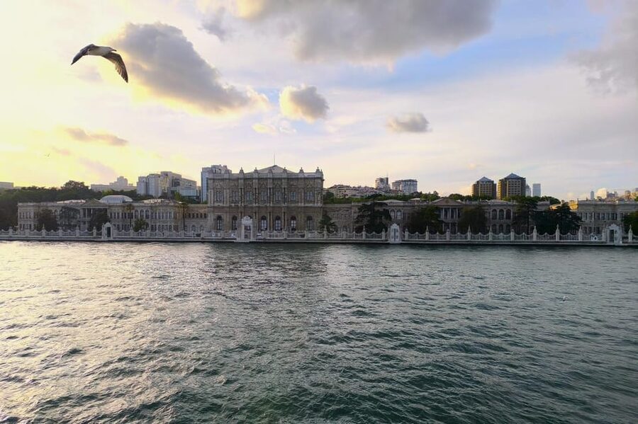 Istanbul: Dolmabahce Palace and Harem Skip-the-Line Ticket - Entering through security and collecting the audio guide