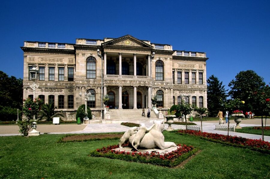 Istanbul: Dolmabahçe Palace and Uskudar Guided Tour - Key points to know before booking