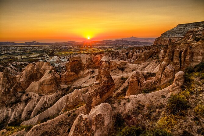 Istanbul, Ephesus, Pamukkale and Cappadocia 8 Day Package - Spice Bazaar and a two-hour Bosphorus cruise