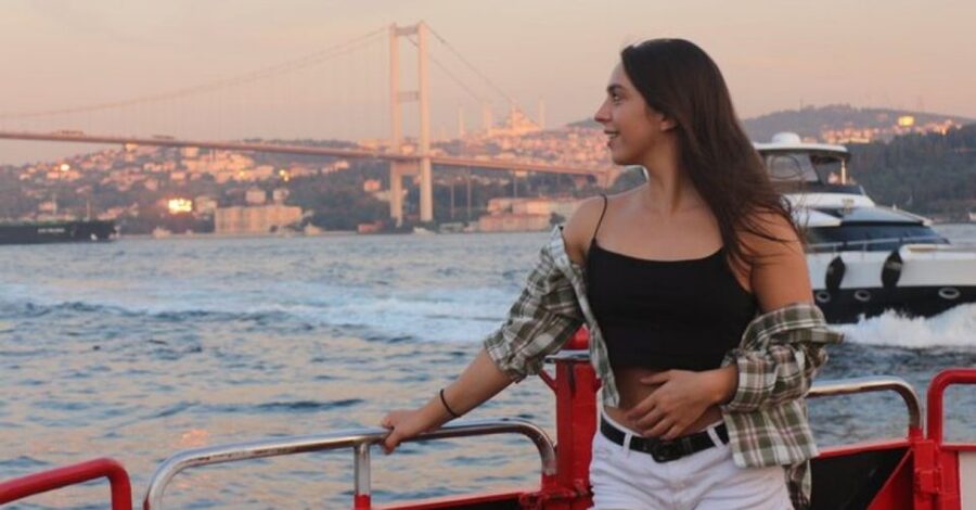 Istanbul: Europe and Asia Tour By Bus And Bosphorus Cruise - Breakfast beside the strait and the first boat ride