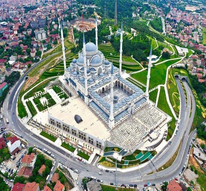 Istanbul Europe&Asian Sides Full Day Tour-with Boat & Lunch - What the 12-hour schedule feels like