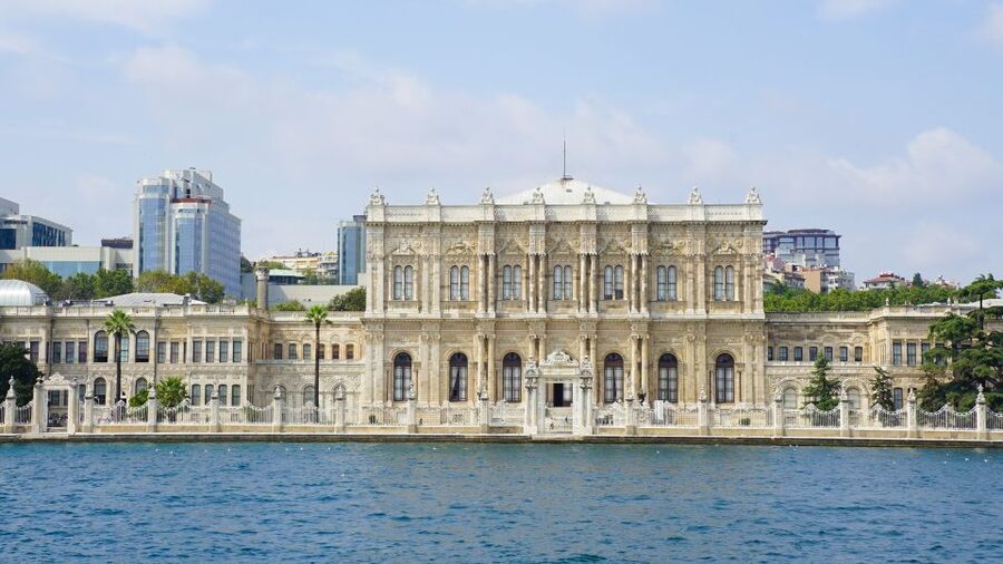 Istanbul: Explore Bosphorous on a Sunset Boat Cruise - Who should book this cruise?