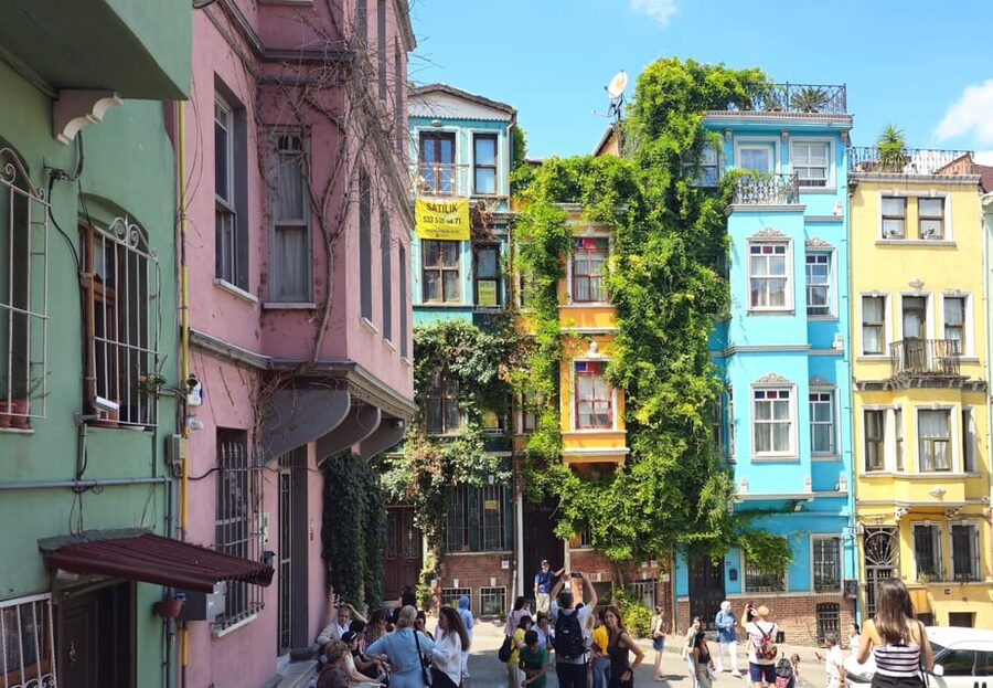 Istanbul: Fener & Balat Guided Tour through Colored Streets - Entering St. George’s Cathedral