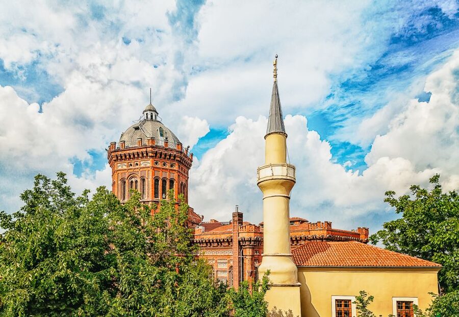 Istanbul: Fener, Balat, Old Greek and Jewish Quarter Tour - The Fener Greek High School