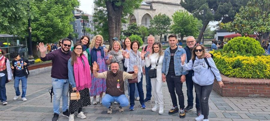 Istanbul: Full-Day City Highlights Tour with Lunch - Key points at a glance