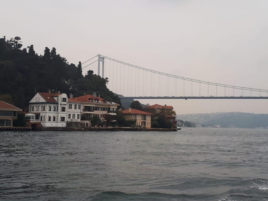 Istanbul: Full-Day City Tour with Bosphorus Cruise and Lunch - Pierre Loti Hill and the Golden Horn views