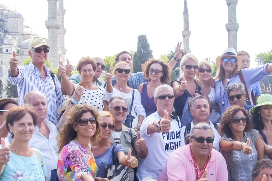 Istanbul: Full-Day Guided Tour - The Blue Mosque and the limits of restoration