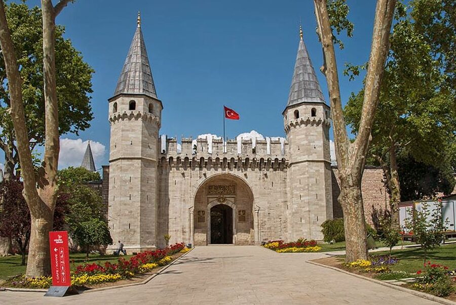 Istanbul: Full-Day Heritage Tour - Lunch is useful, but set modest expectations