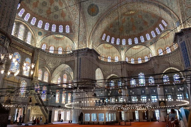 Istanbul: Full Day Private Guided Tour for Iconic Landmarks - A local lunch break before Topkapi Palace