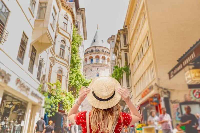 Istanbul: Galata, Taksim, Istiklal & Karaköy Walking Tour - Why this three-hour route works