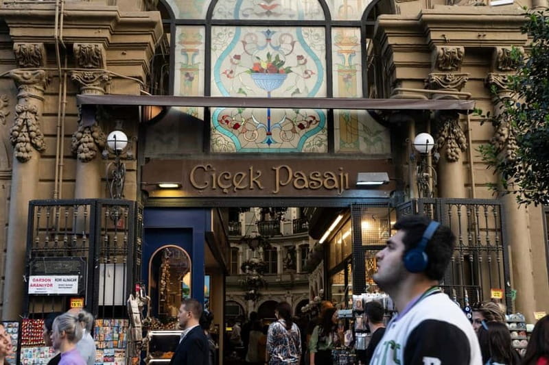 Istanbul: Galata, Taksim, Istiklal & Karaköy Walking Tour - What the guides add to the walk
